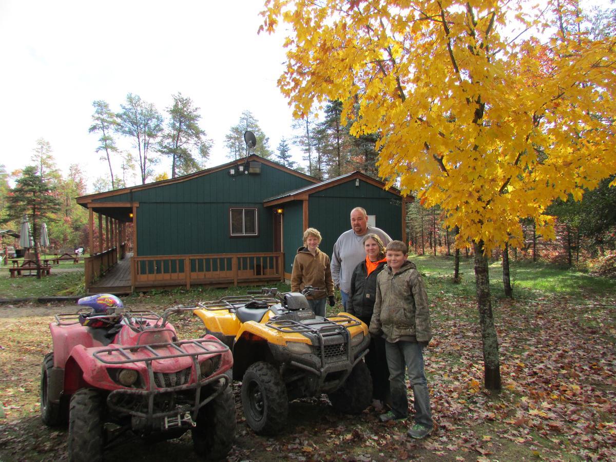 Best Bear Lodge & Campground Irons Εξωτερικό φωτογραφία
