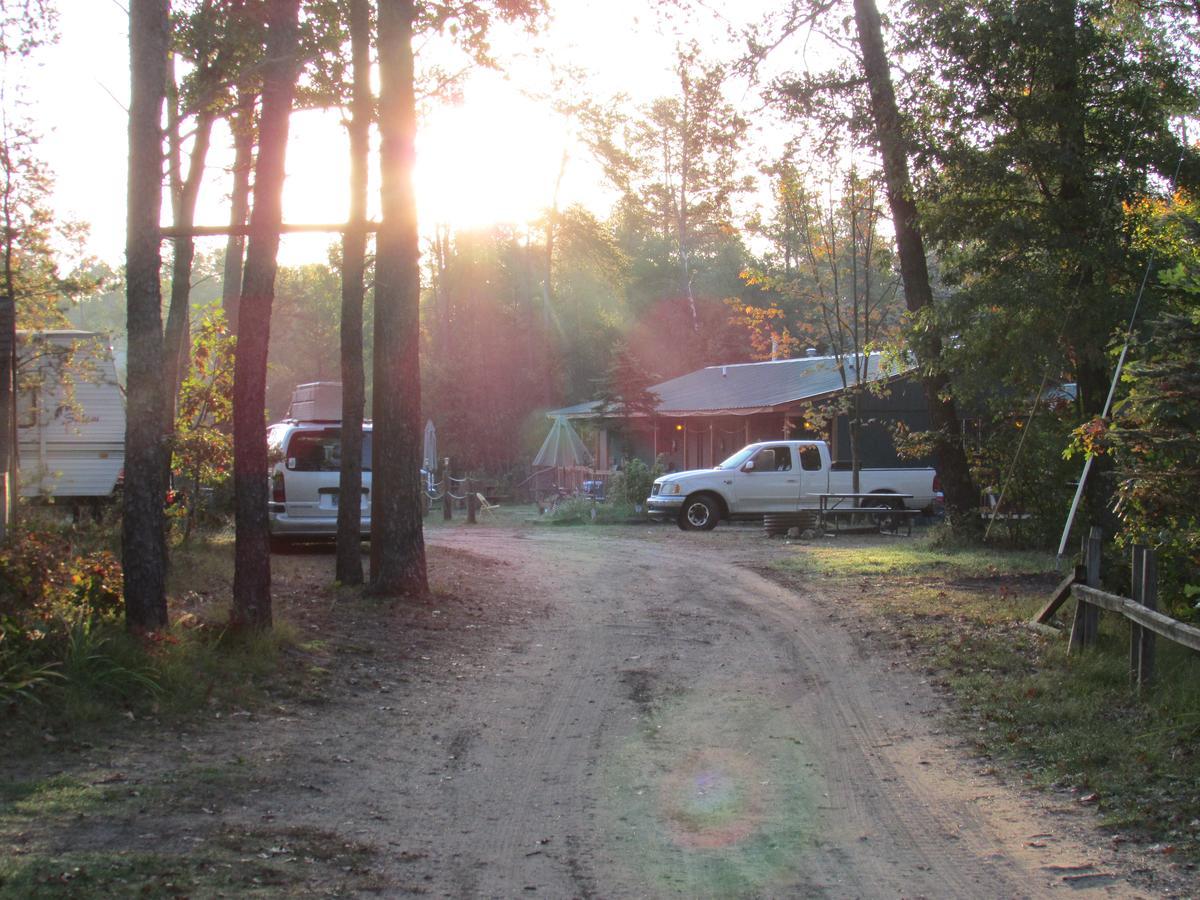 Best Bear Lodge & Campground Irons Εξωτερικό φωτογραφία